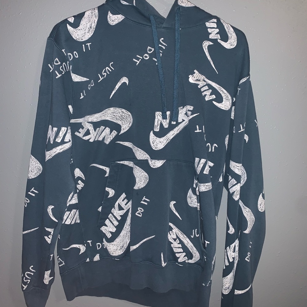 nike hoodie